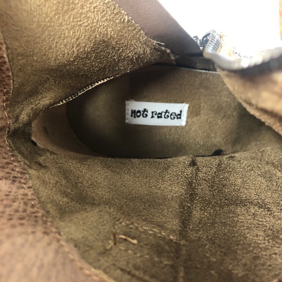 Not Rated Tan Ankle Boots with Bow and Studs/ brand new - Picture 6 of 8